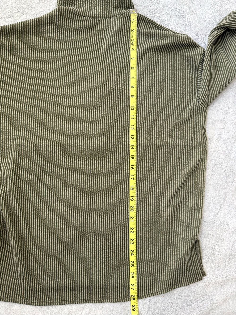 Stylive Olive Ribbed Button-Front Polo - Picture 10 of 10